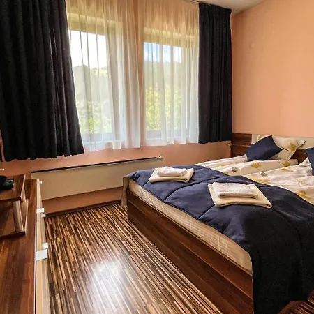 Orpheus Apartamento *